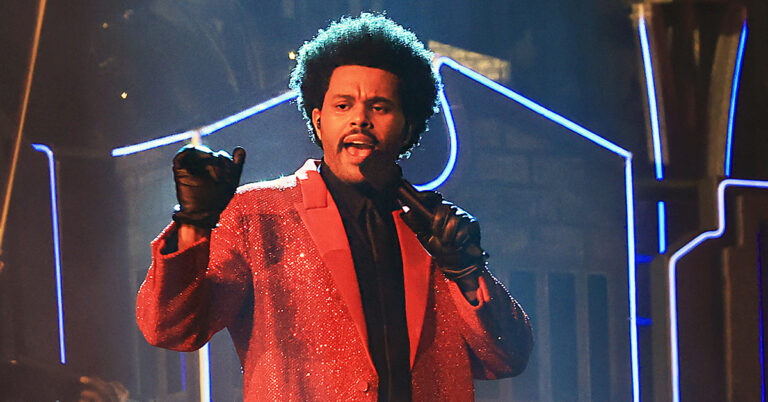 The Weeknd Makes History With ‘Blinding Lights’ - POPSTAR!