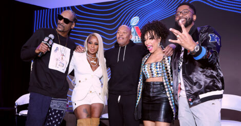 Hip-hop icons Dr. Dre, Snoop Dogg, Mary J. Blige rock Super Bowl