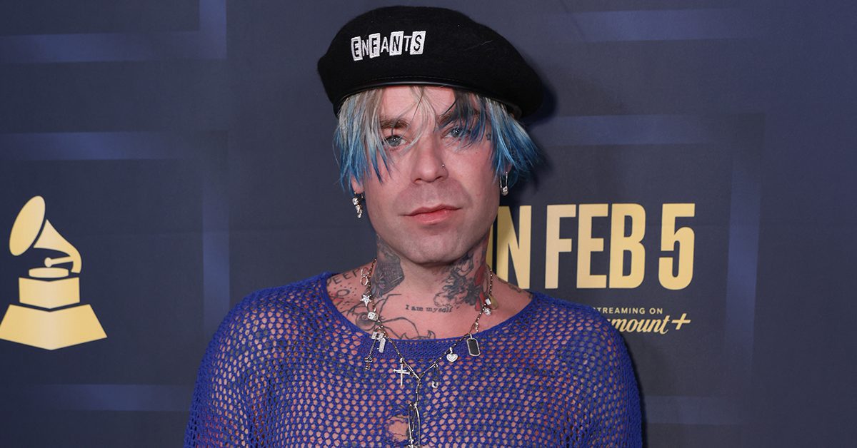 After Avril Lavigne Split, Mod Sun Writes in New Message, 'In 1 Week My  Entire Life Completely Changed